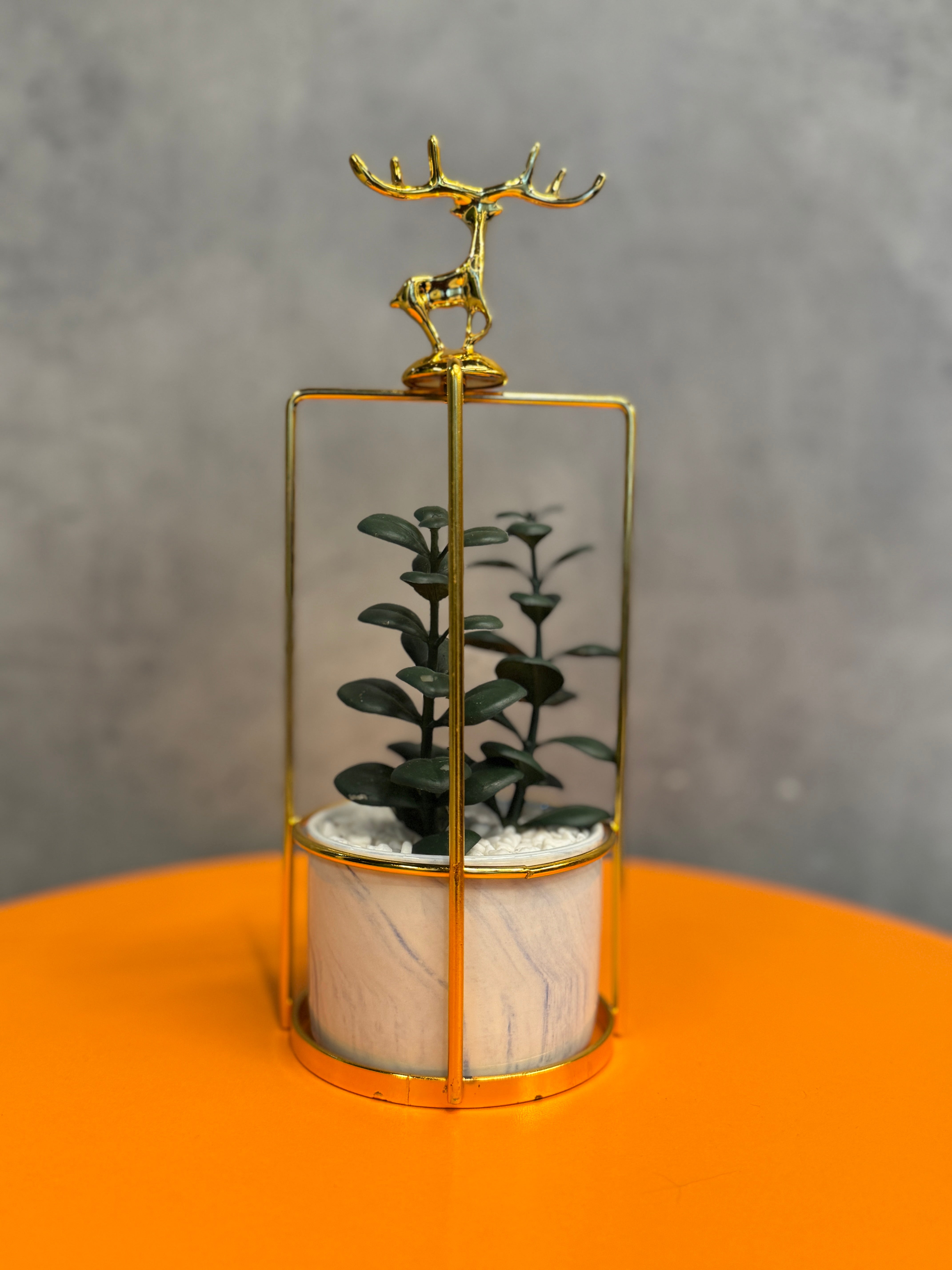 Nordic Style Stainless Steel Decorative Reindeer Cage with Ceramic Flowerpot