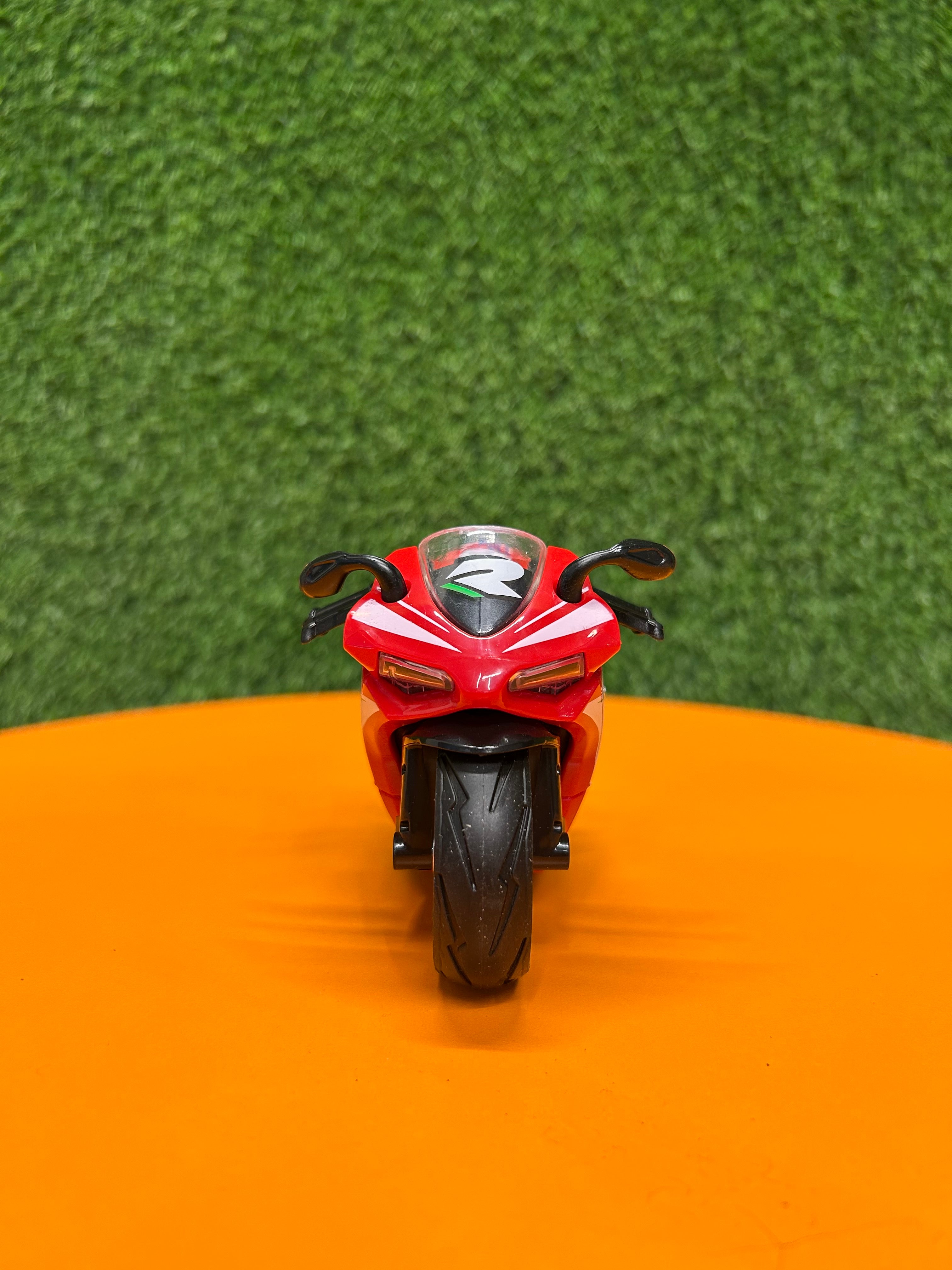 1:12 scale Heavybike Pull Back Toy with Music, Lights and Rubber tires| Ducati Panigale V4 S Corse