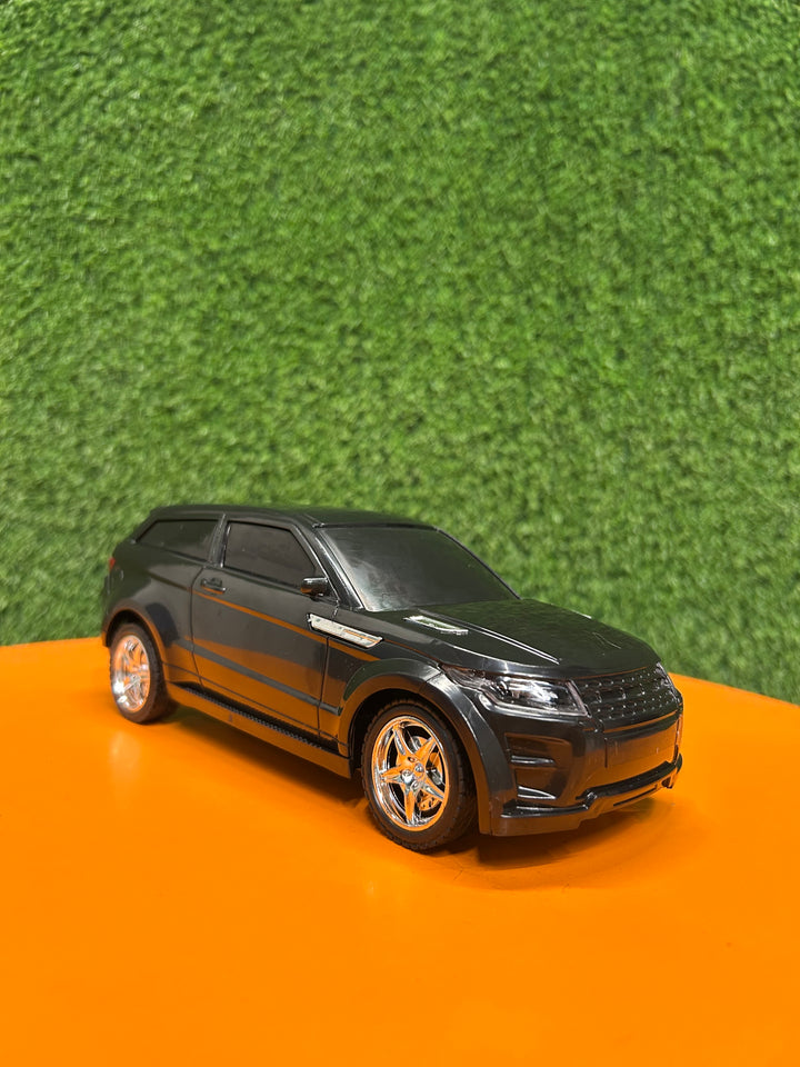 1:24 scale 4WD Remote Control SUV with Lights and Rubber Tires | Range Rover