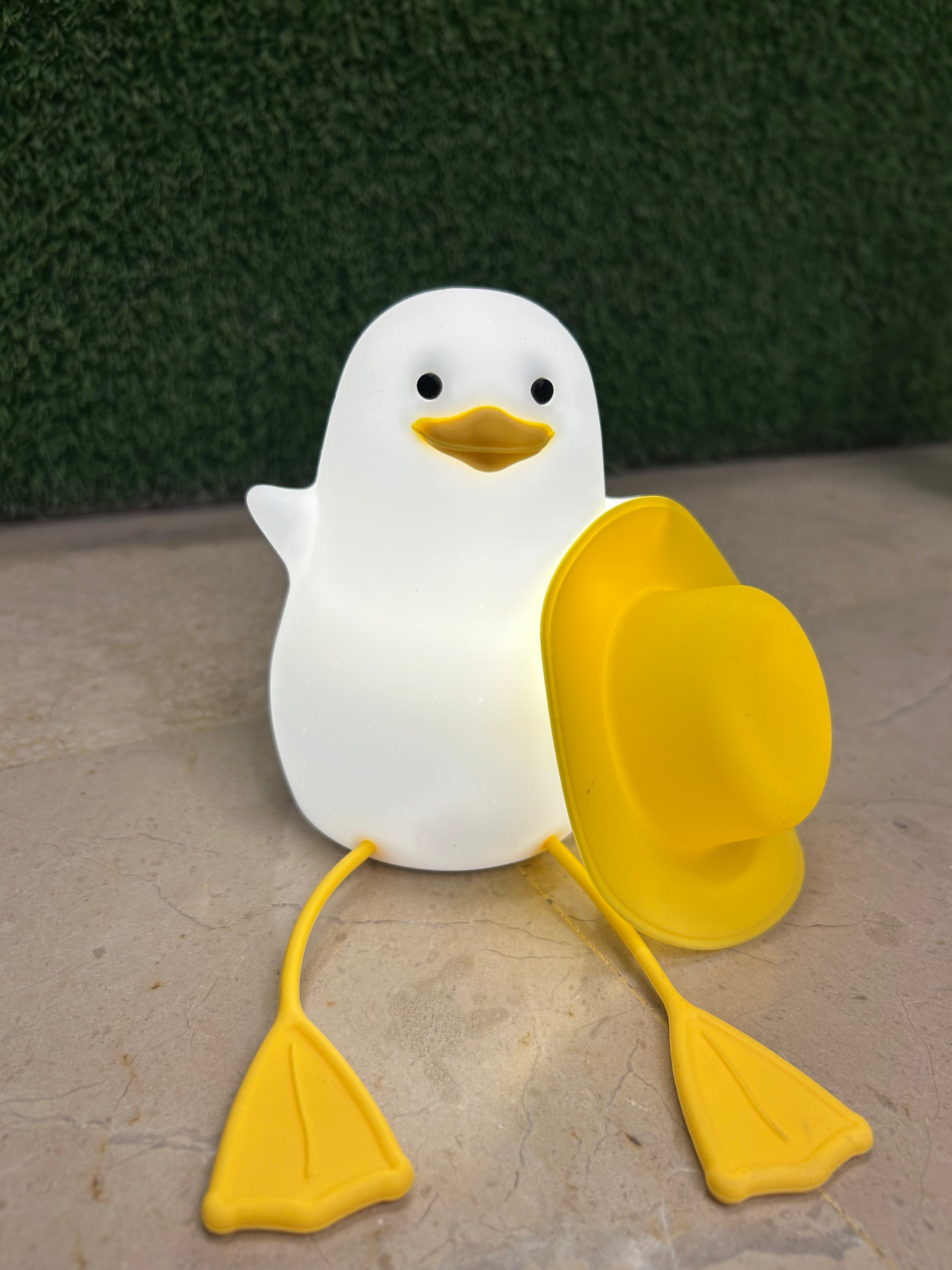 Cute Duck Night Lamp | Adorable Soft Glow Light | Silicone Squishy, Dimmable, Rechargeable Nursery Lamp | Multiple colors