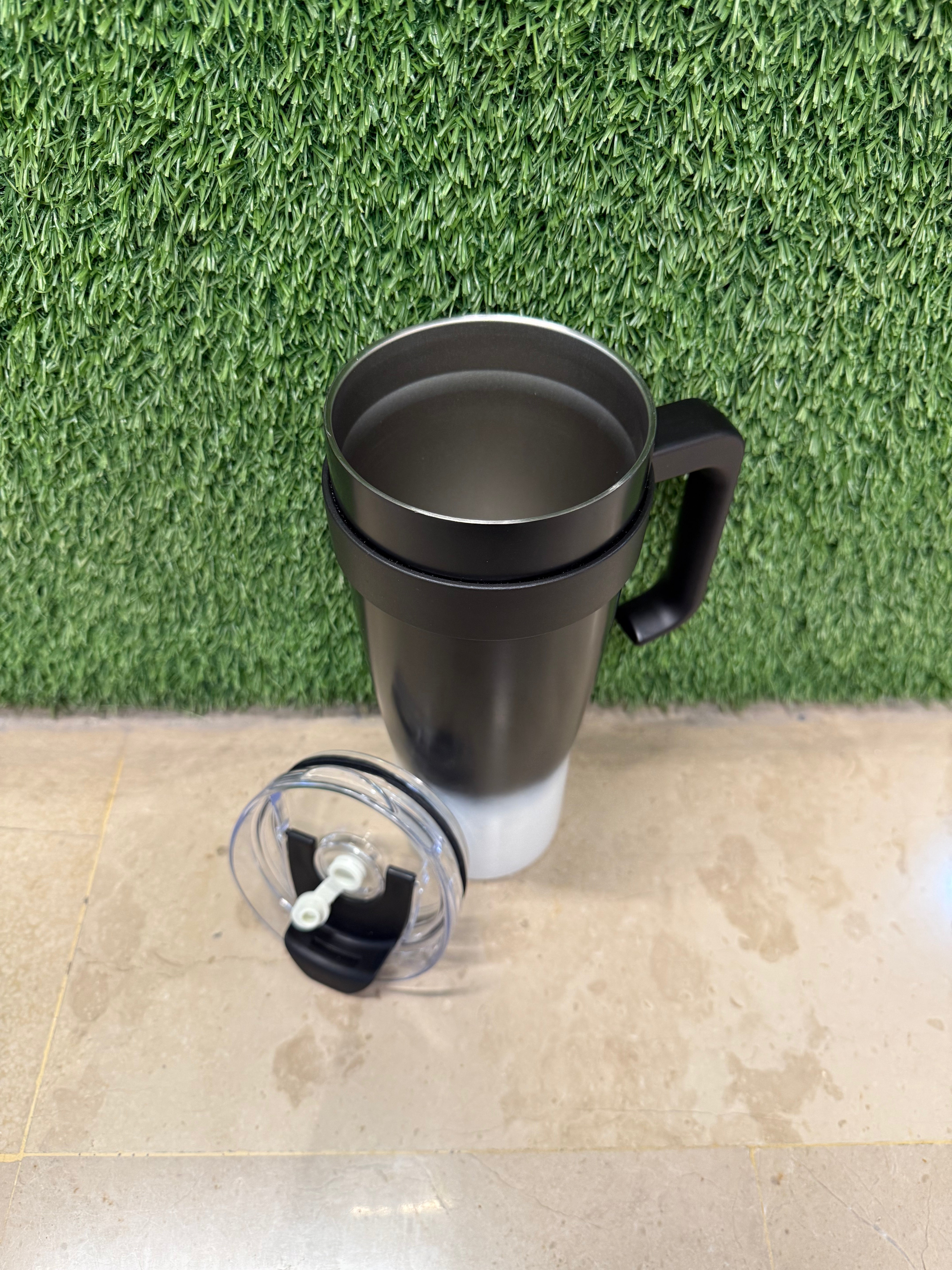 Vacuum Insulated Gradient Tumbler with Lid and Steel Straw 40oz | Black & White