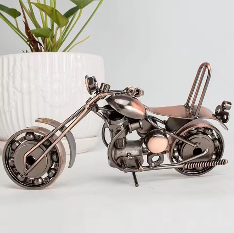 Retro Rustic Metal Motorcycle Sculpture for Home Decor